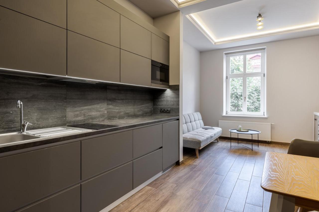 Inshiapartments On Kovzhuna Str Λβιβ Εξωτερικό φωτογραφία